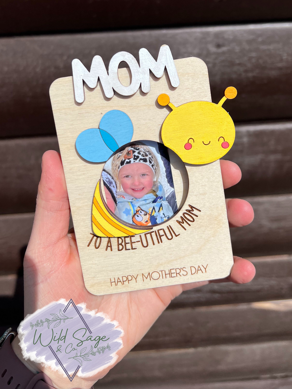 Bee-utiful Mom Magnet