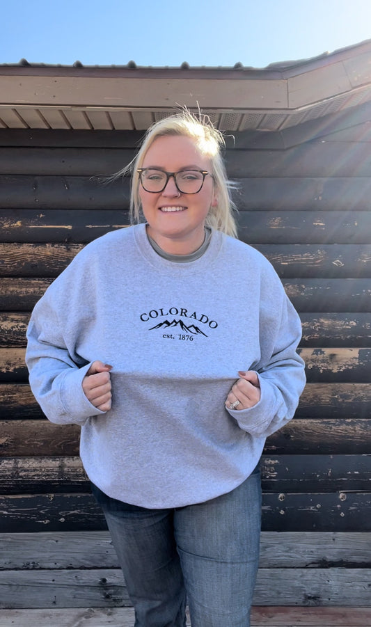 Colorado Mountains Embroidered Crewneck | Gray