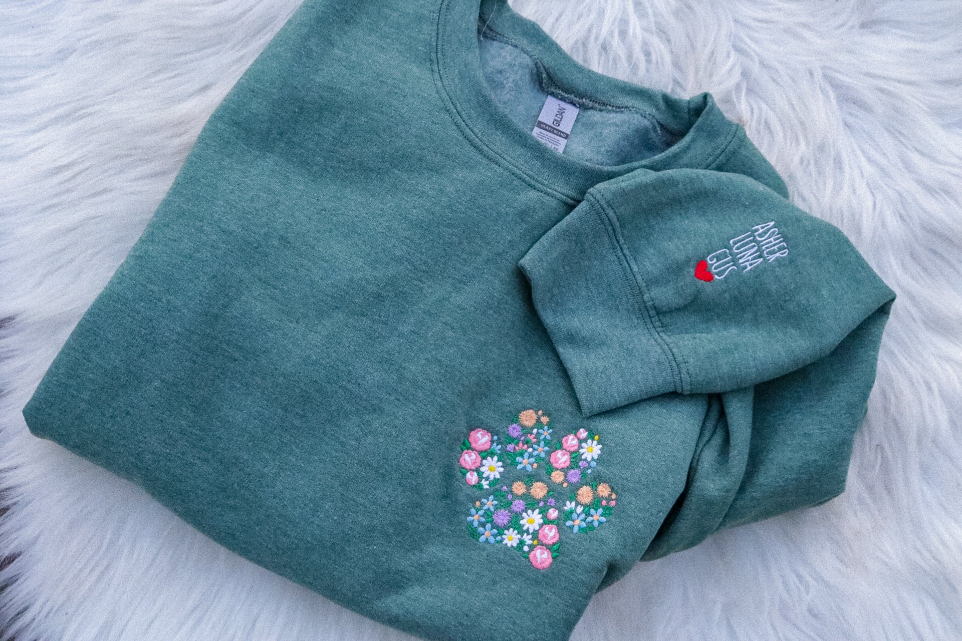 Customized Floral Paw Print Embroidered Sweatshirt