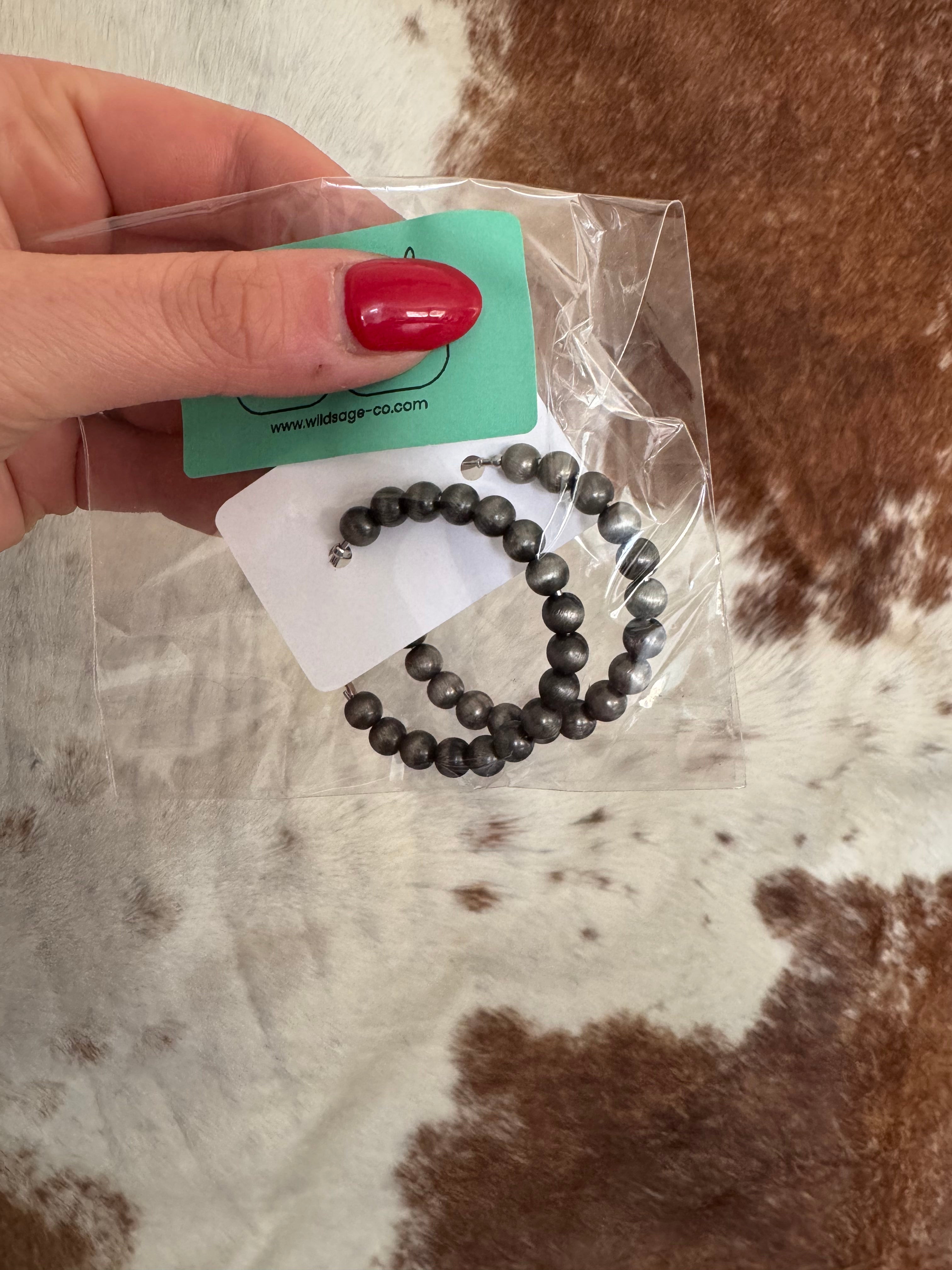 Earrings (multiple styles, check pictures!!)