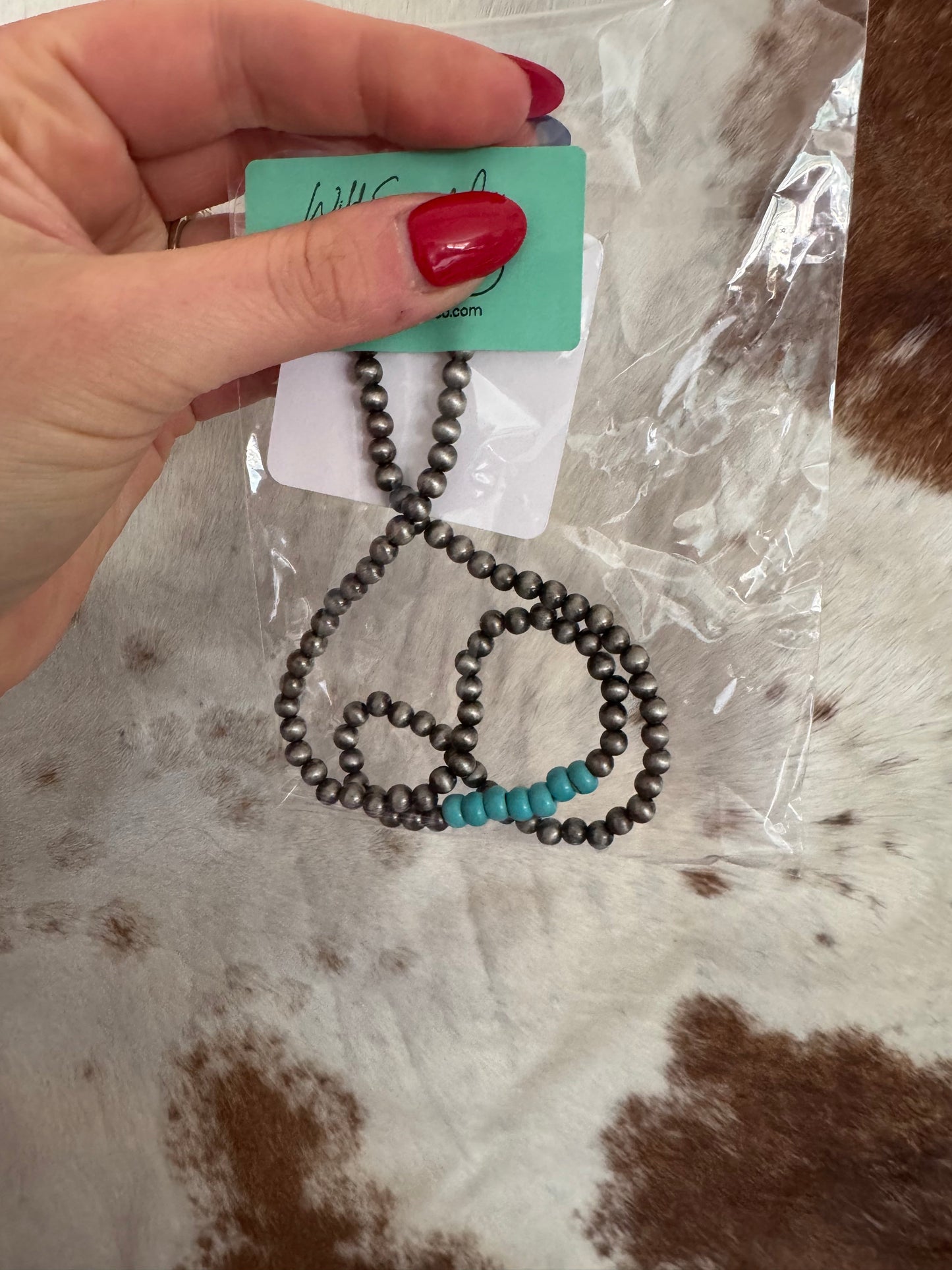 Necklaces (multiple styles, check pictures!!)