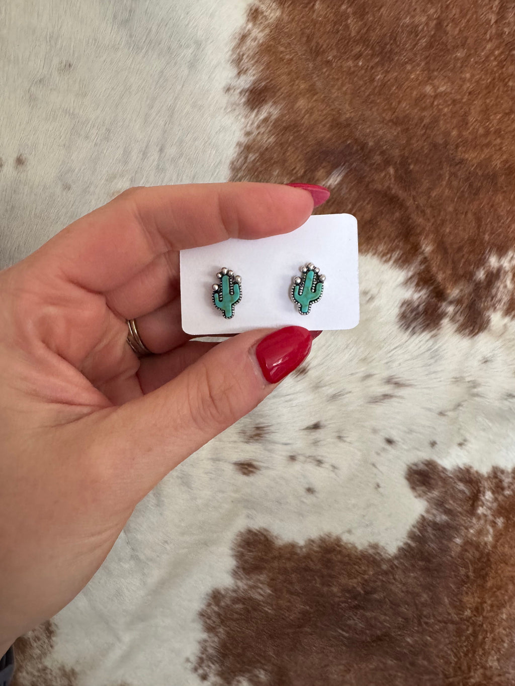 Earrings (multiple styles, check pictures!!)